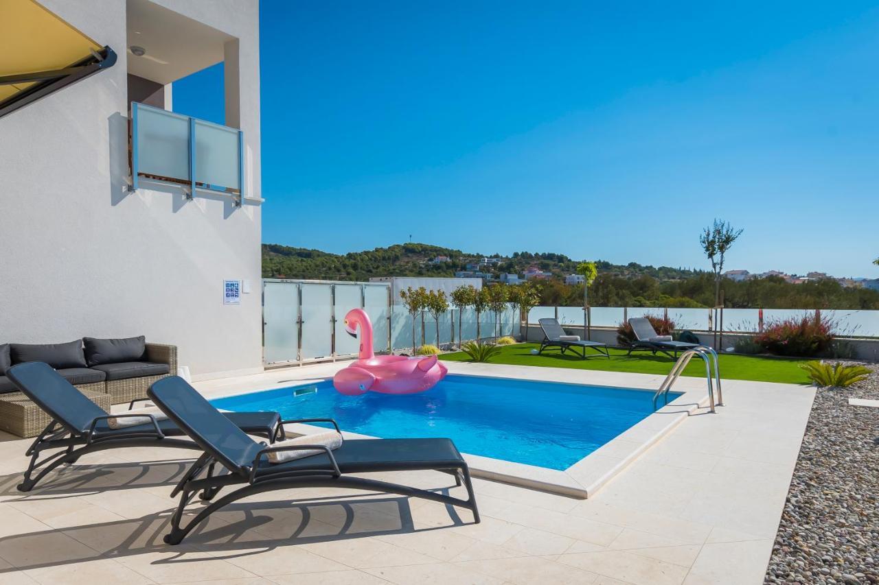 Villa Buzuk Vodice Exterior photo