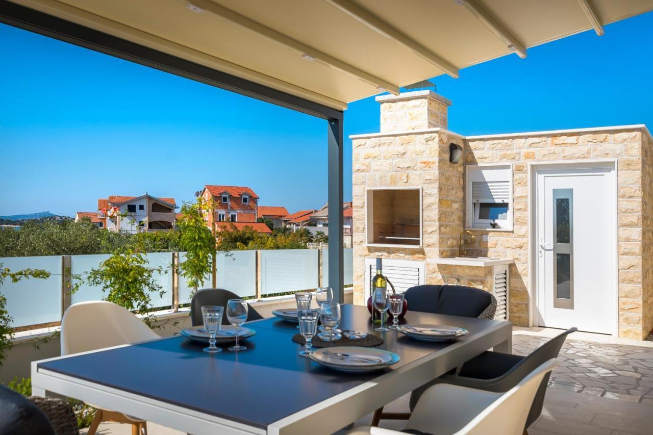 Villa Buzuk Vodice Exterior photo